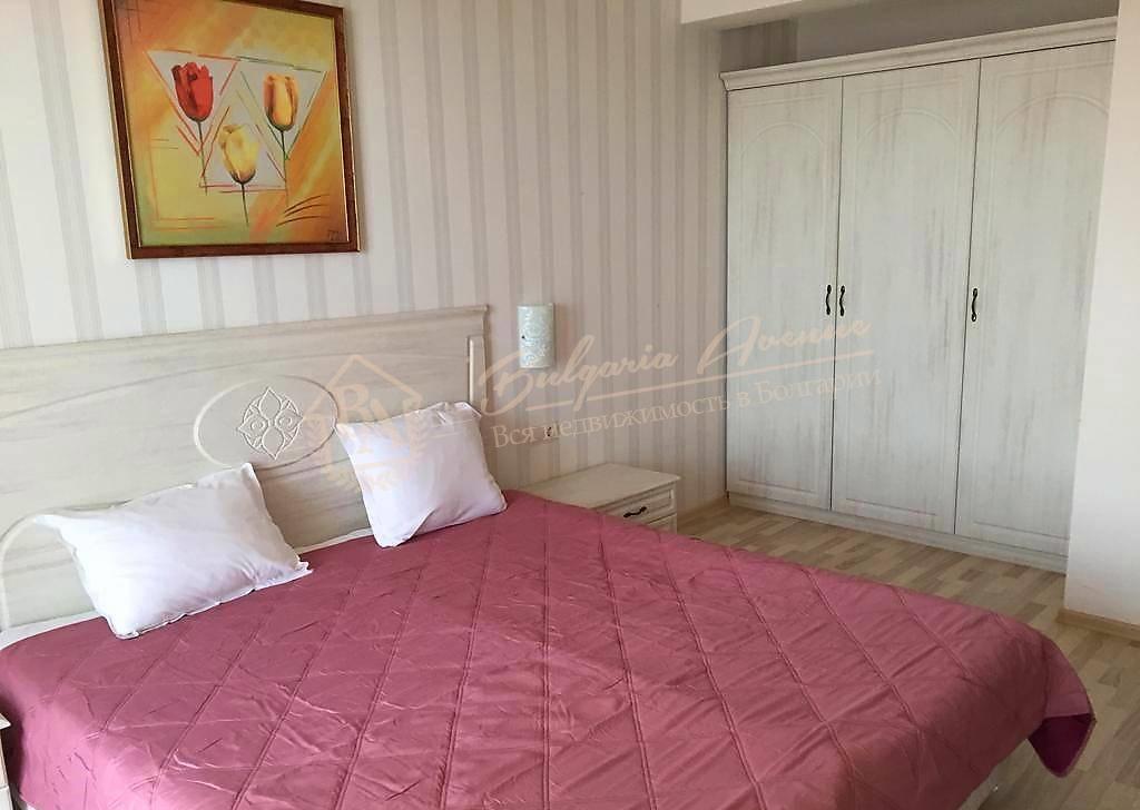 Spacious two-bedroom apartment on the first line in the town of Pomorie