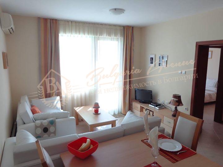 Three-Bedroom Apartment with Furniture in a Gated Complex, Sunny Beach