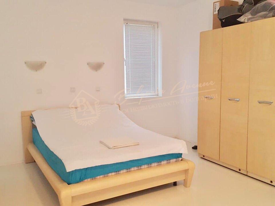 Beautifully Furnished Three-Bedroom Apartment in Sunny Beach 5 Minutes from the Beach