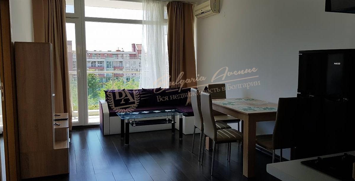 Three-Bedroom Apartment with Furniture in a Gated Complex, Sunny Beach