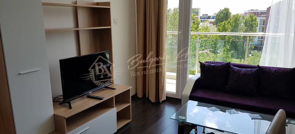 Three-Bedroom Apartment with Furniture in a Gated Complex, Sunny Beach
