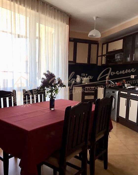 Three-bedroom apartment with furniture 150 m from the sea, Sunny Beach
