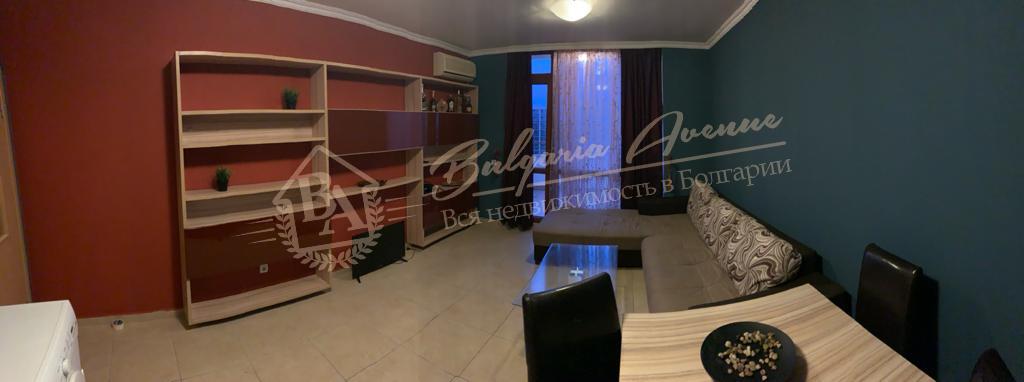 Three-bedroom apartment with furniture in a residential building in Sunny Beach