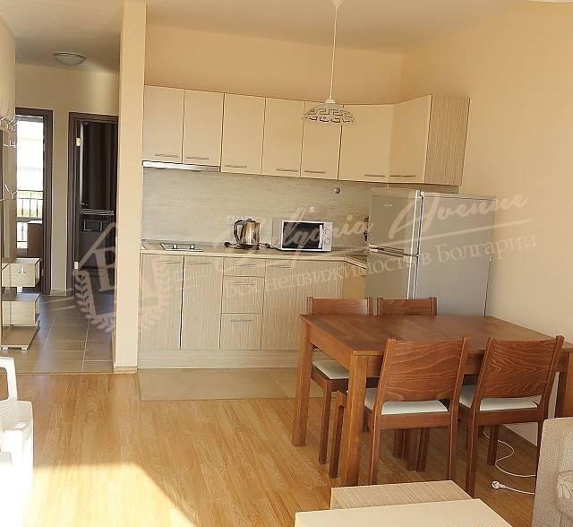 2-Bedroom Apartment with Sea View in Sveti Vlas