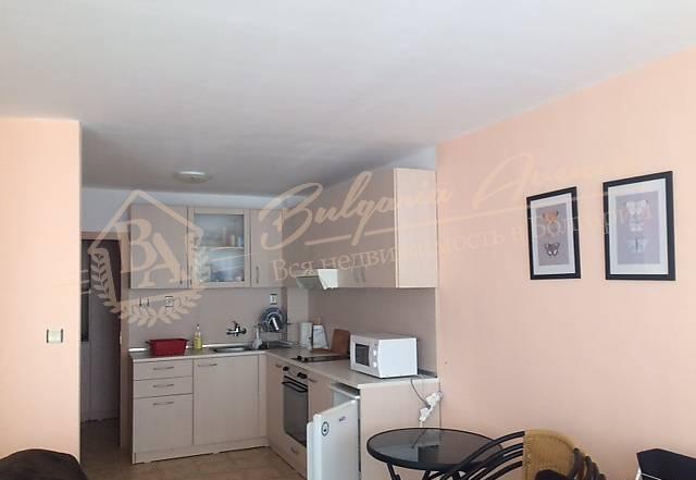 Three-Bedroom Apartment without Maintenance Fee in Sveti Vlas