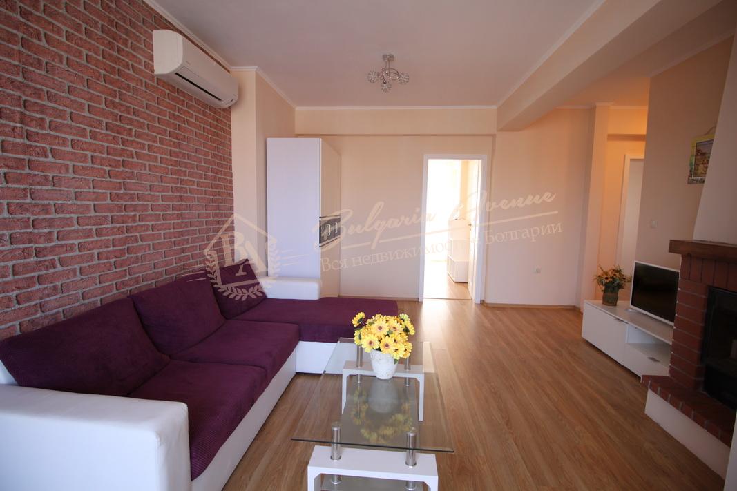 Elite apartment with designer furniture by the sea in Sunny Beach