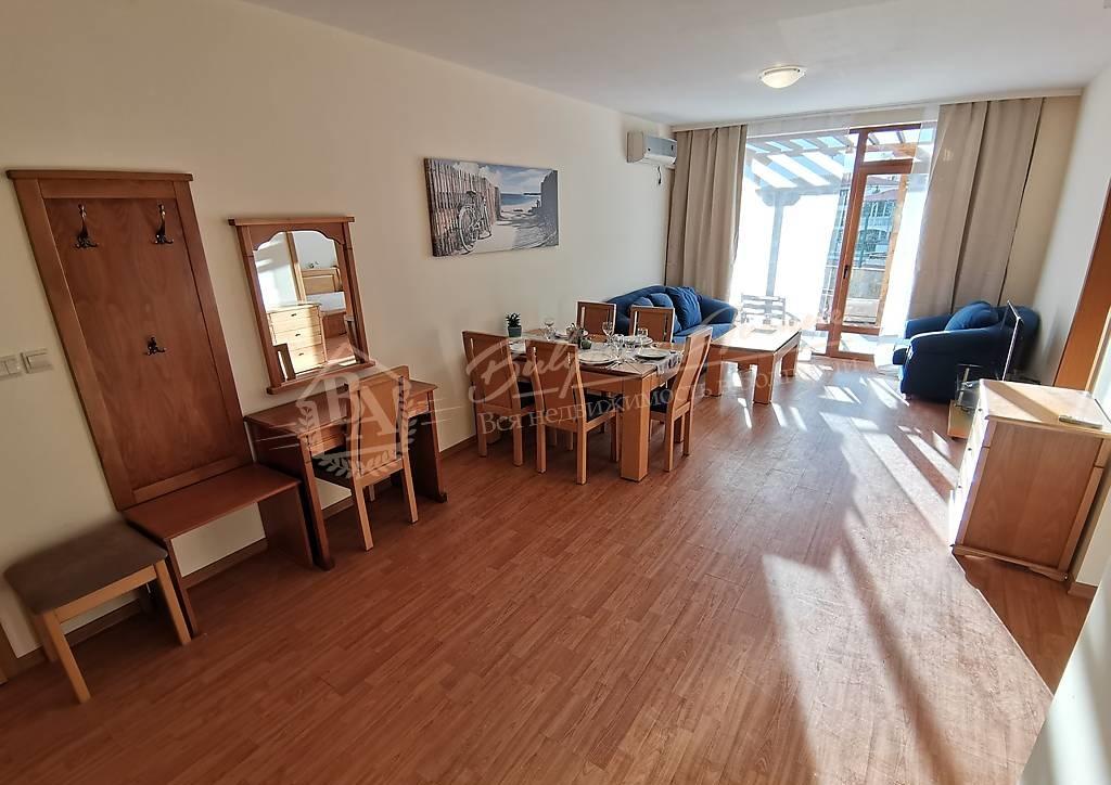 2-Bedroom Apartment with Sea View in Garden of Eden, Sveti Vlas