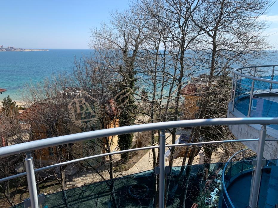Cosy 2-bedroom apartment with sea view in OAZIS complex, Ravda