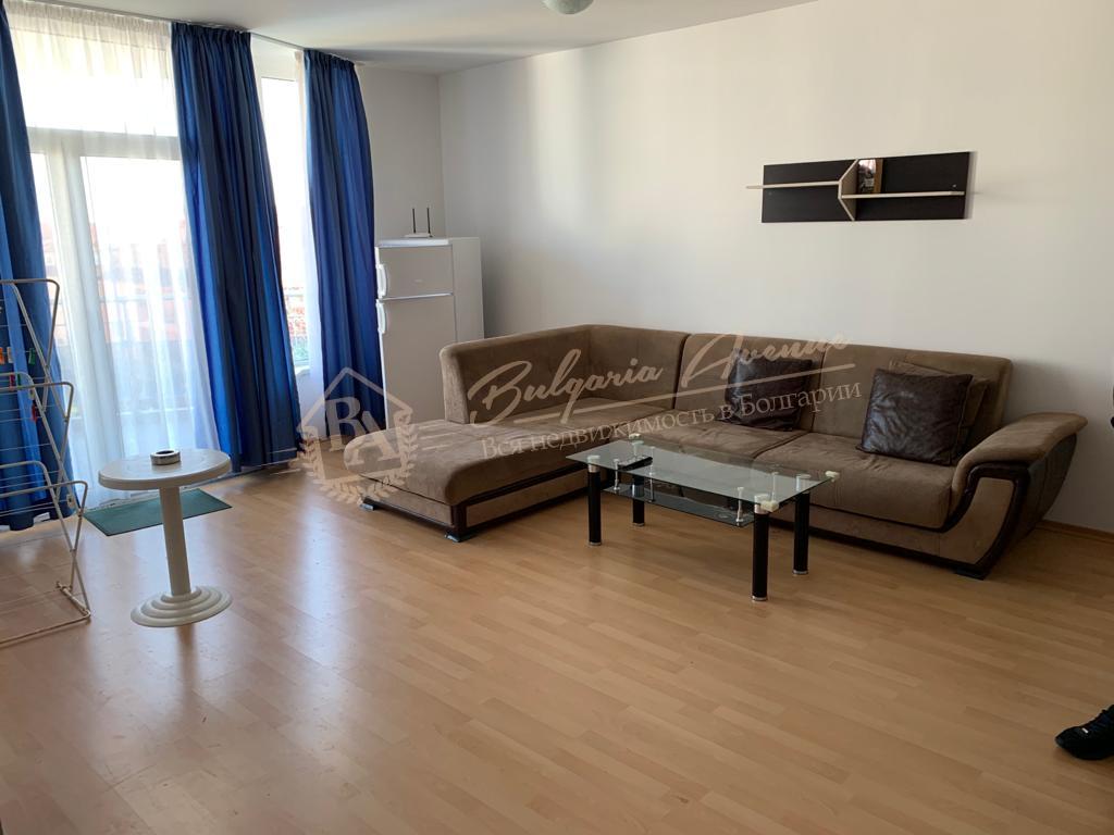 Cosy 2-bedroom apartment with sea view in OAZIS complex, Ravda