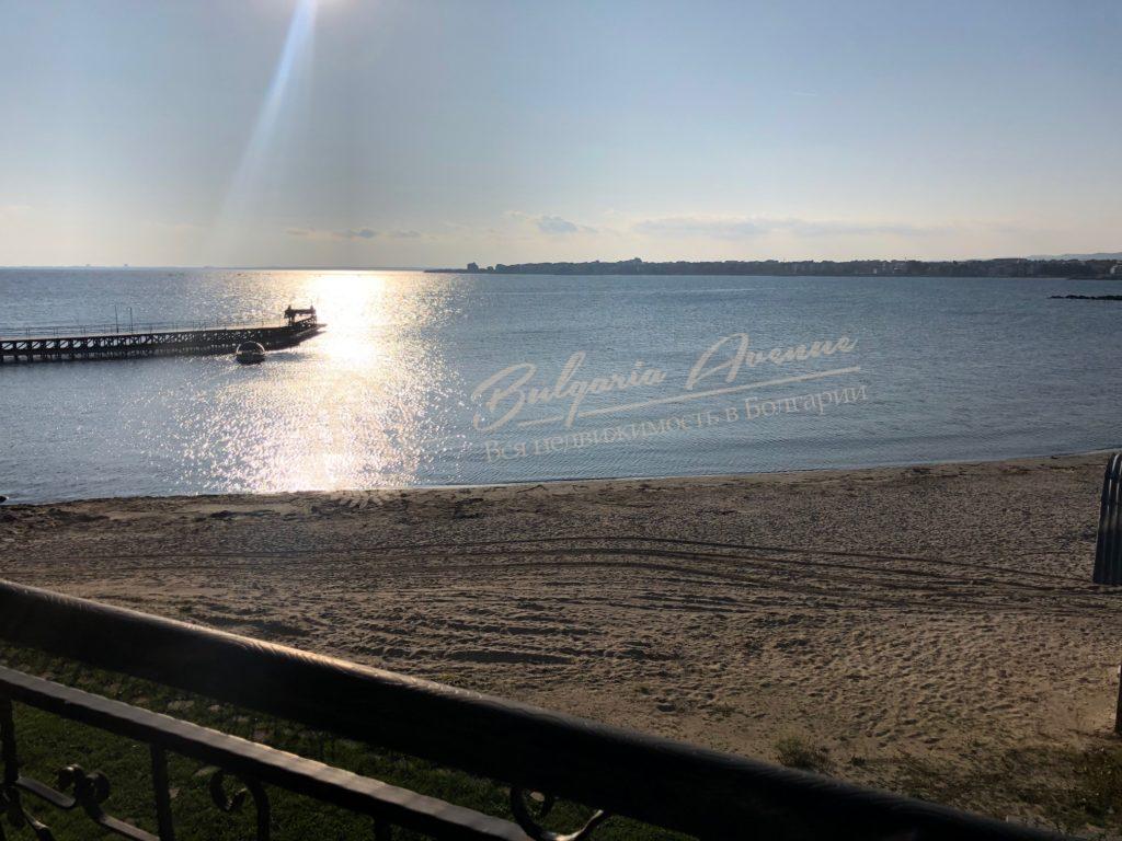 New, panoramic, three-bedroom apartment on the first line in Nessebar