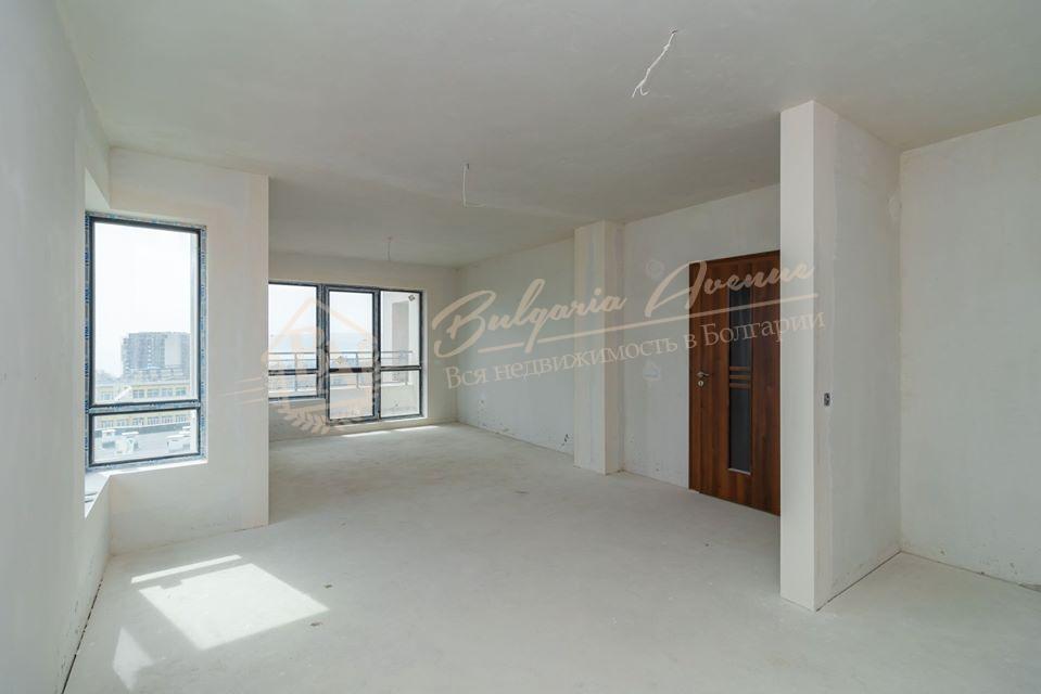 Three-bedroom apartment in a residential building with sea panorama in Briz, Varna