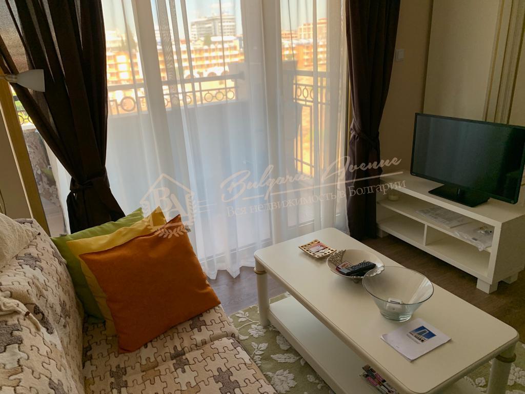 Designer 2-bedroom apartment with sea view in Sunny Beach