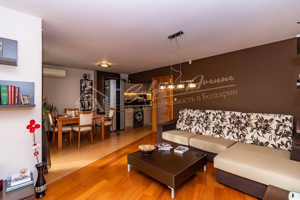Three-bedroom luxury apartment located in the Levski quarter, Varna