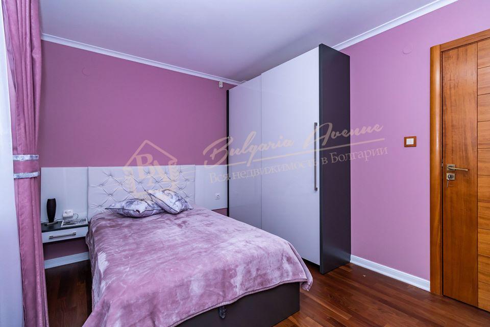 Three-bedroom luxury apartment located in the Levski quarter, Varna