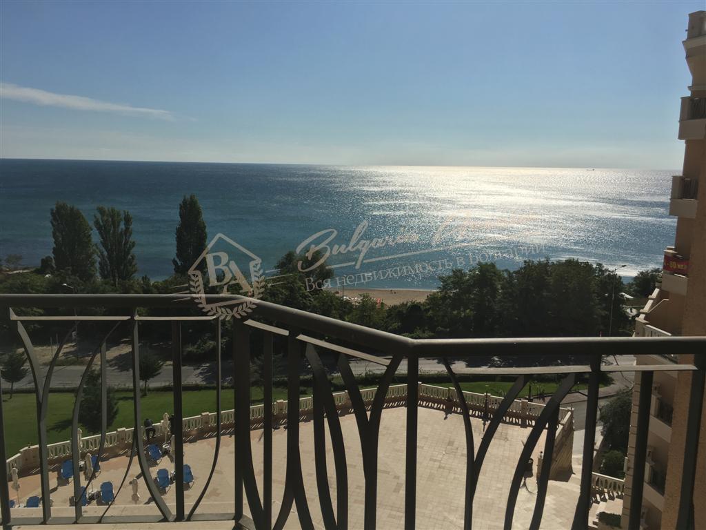 3-Bedroom Apartment in a Gated Complex with Sea View in Varna