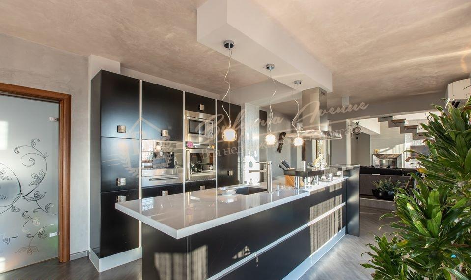 Spacious four-bedroom apartment with furniture in an elite building, in Varna