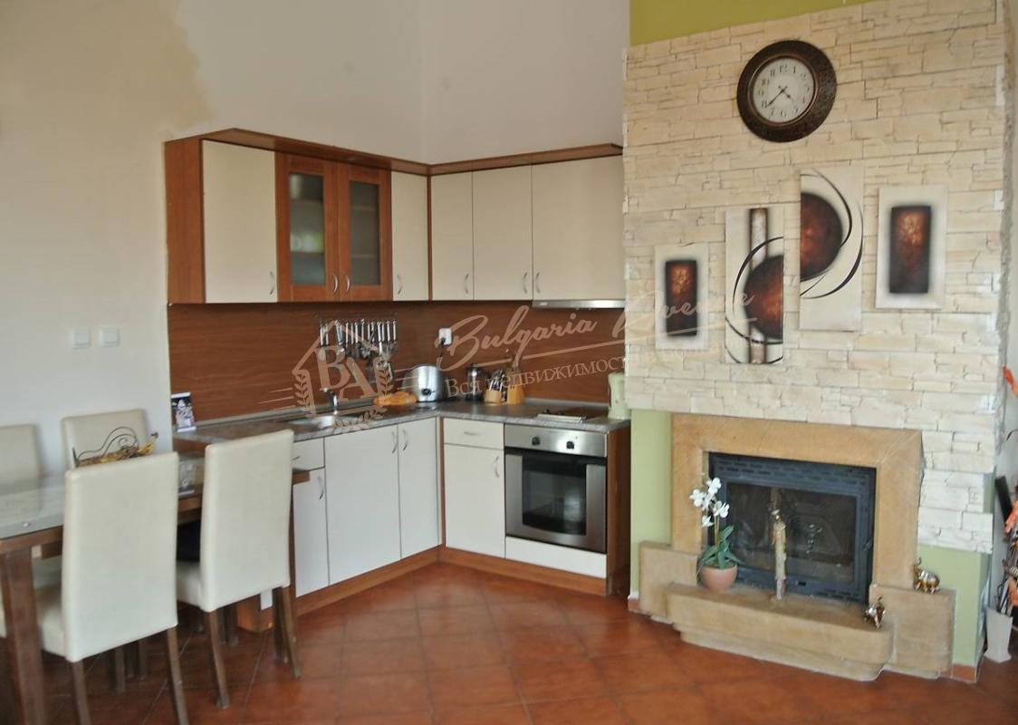 Villa with sea and mountain views, Kosharitsa