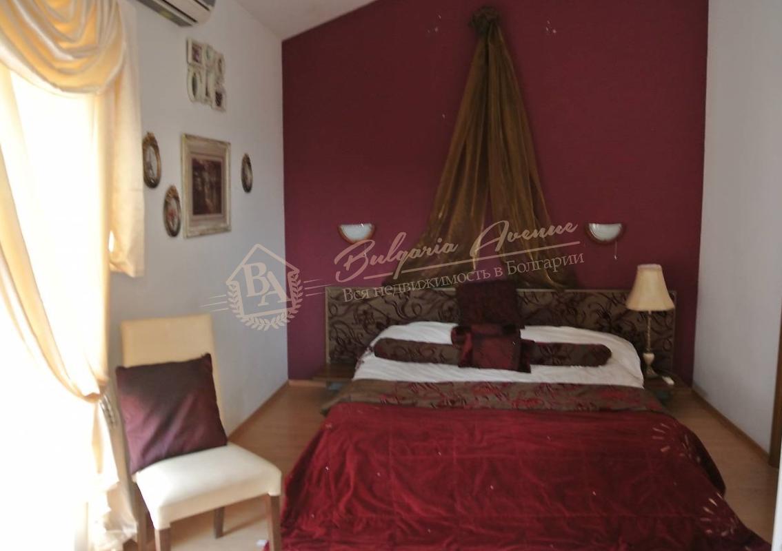 Villa with sea and mountain views, Kosharitsa