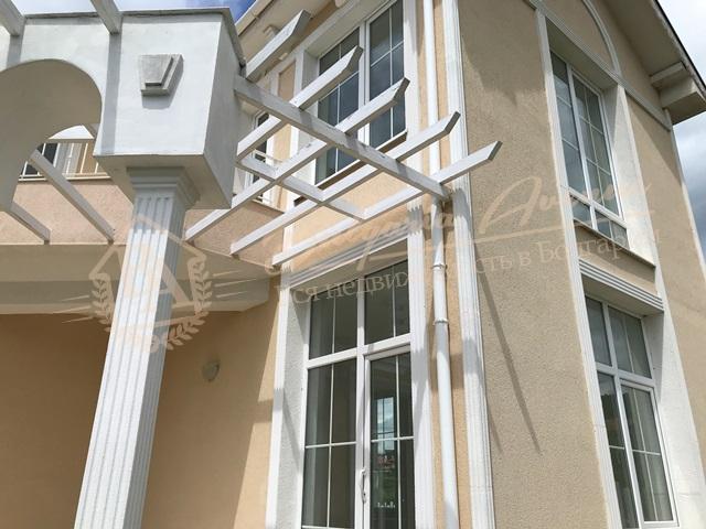 New, private house in the Chateau Sea Breeze complex, Kosharitsa village.