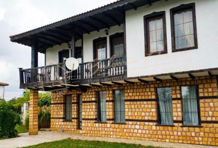 Two-storey house with swimming pool, clean air 10 km from the sea, Varna region