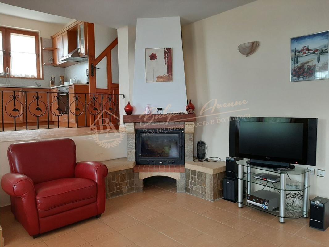 3-Bedroom House with Swimming Pool 4 km from the Sea near Albena, Dobrich Region