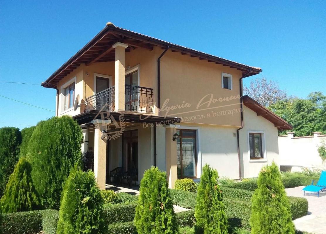 Modern two-storey house located in the village of Osenovo