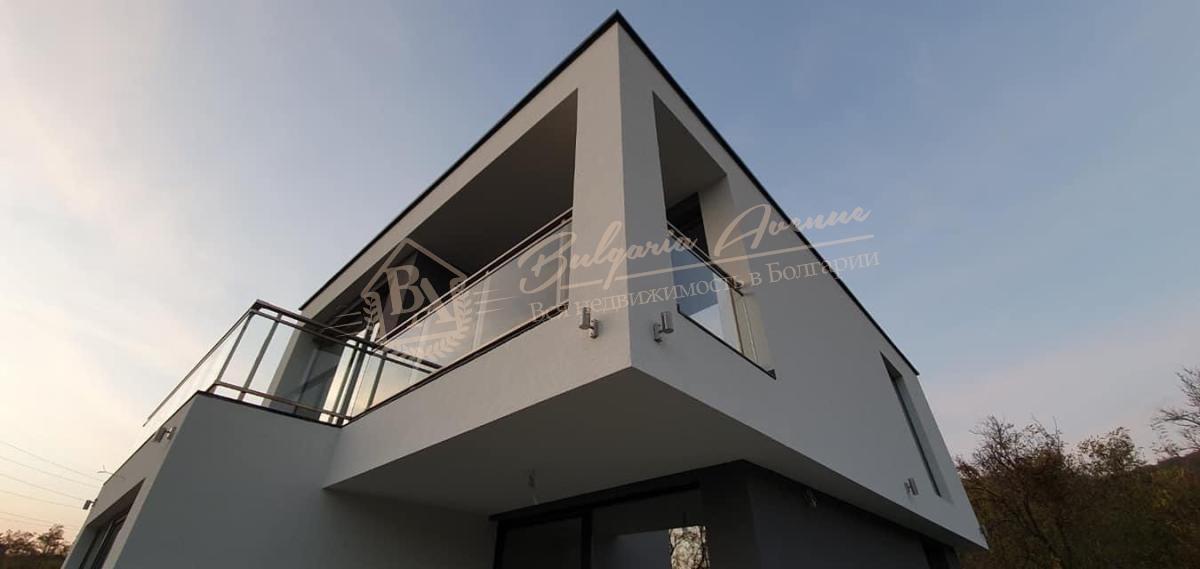 Elite mansion in a beautiful forest area in Varna