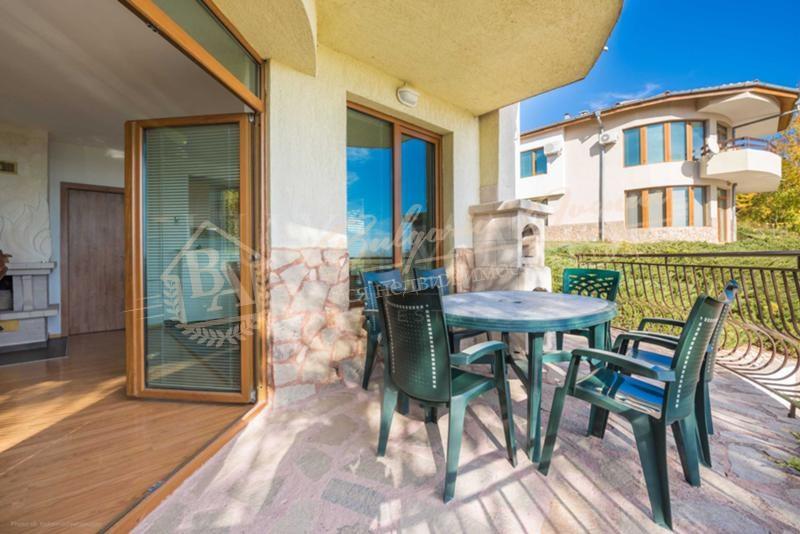 House a few kilometres from the centre, in a residential area of Varna