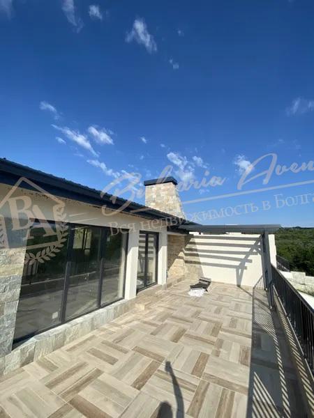 House in the village of Osenovo with panoramic sea views, Varna region