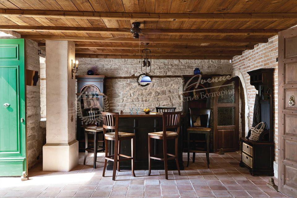 House in Mediterranean style, on the first line of the beach in Kavarna