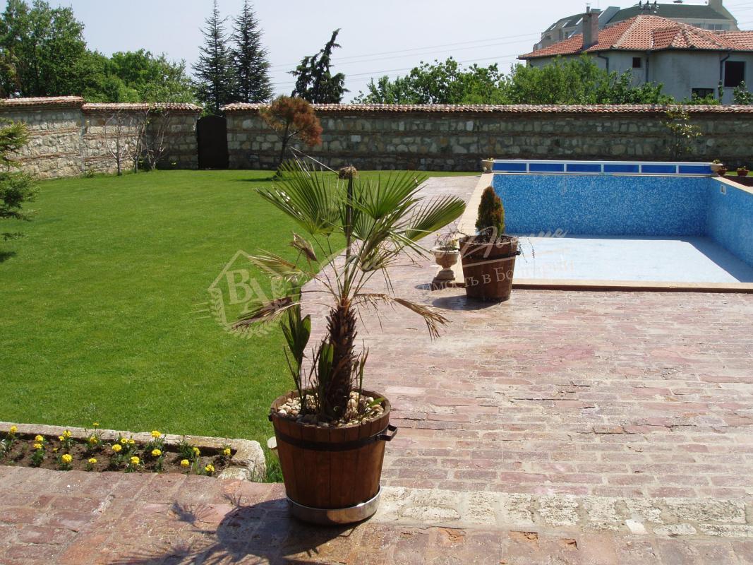 Gasified new house with garden, swimming pool and sea view, Varna