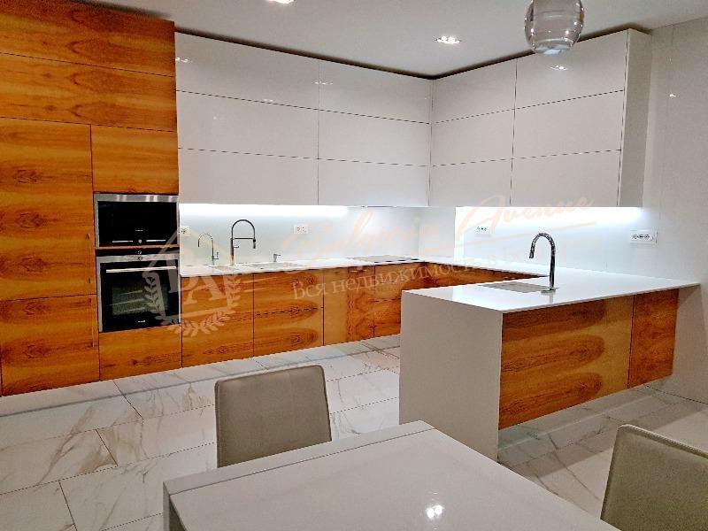 House with modern architecture and furnishings in a panoramic area in Varna.