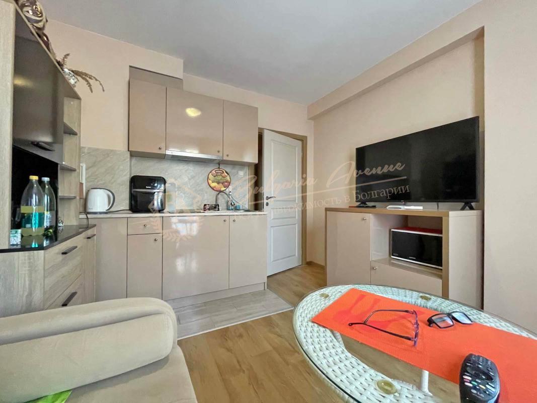 Two-Bedroom Apartment in the Messembria Palace Complex, Sunny Beach