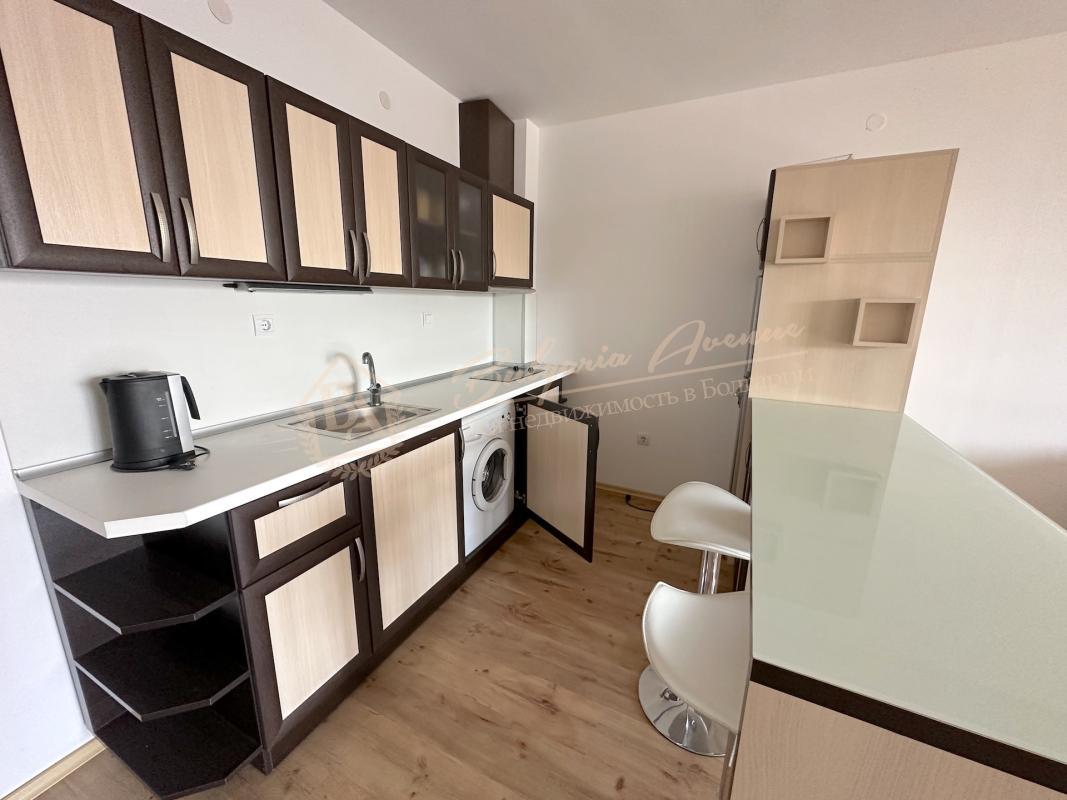Large one-bedroom apartment with panoramic sea view in a residential building without maintenance tax in Sveti Vlas
