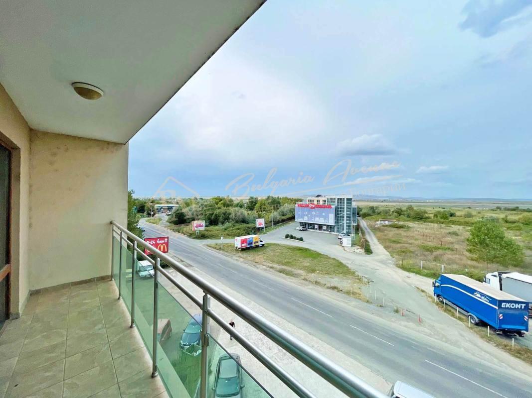 Large studio in Boulevard, Sunny Beach. No maintenance fee!
