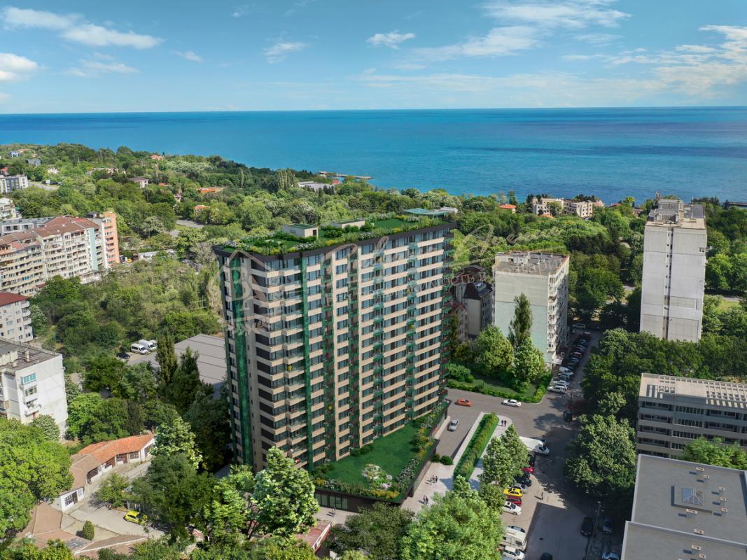 Apartment for investment on the border with the park, Varna