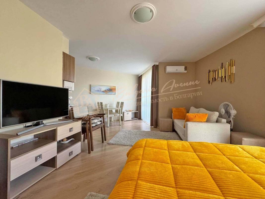 Large studio in excellent condition in "Aphrodite Palace" Sunny Beach