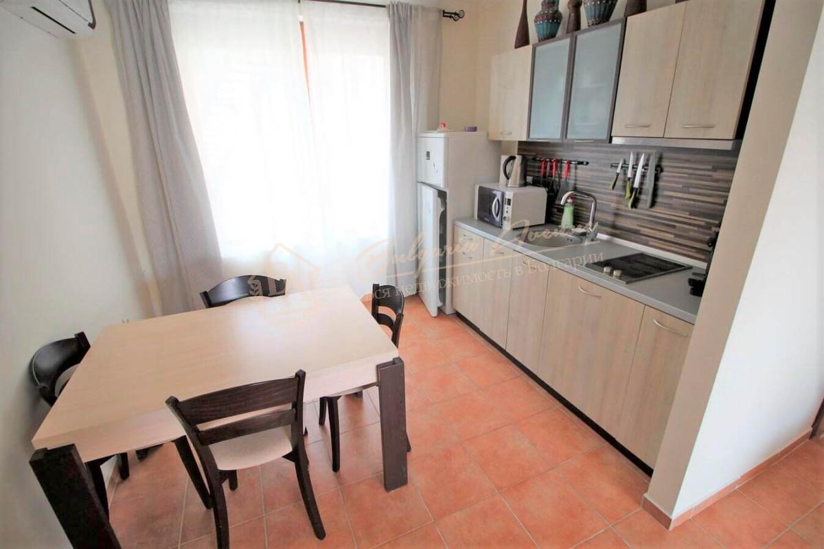 Three-bedroom apartment with sea view in Elenite - Villas Romana complex