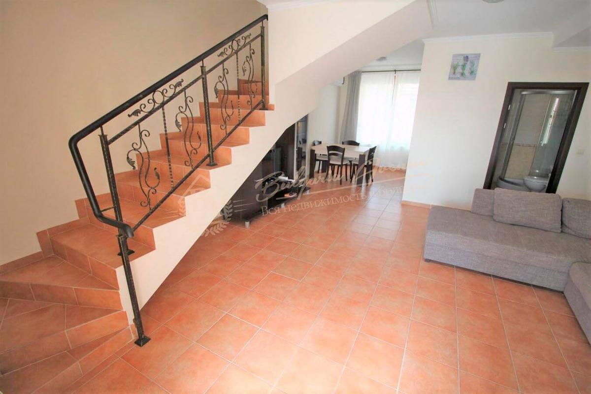 Three-bedroom apartment with sea view in Elenite - Villas Romana complex