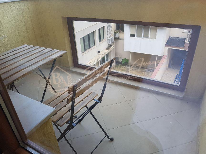Two-Bedroom Apartment in the Generals District, Varna