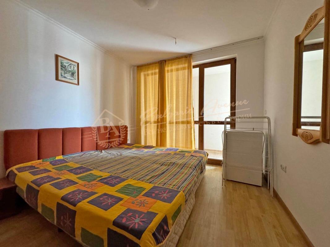 Two-Bedroom Apartment with Sea View in Villa Astoria, Elenite
