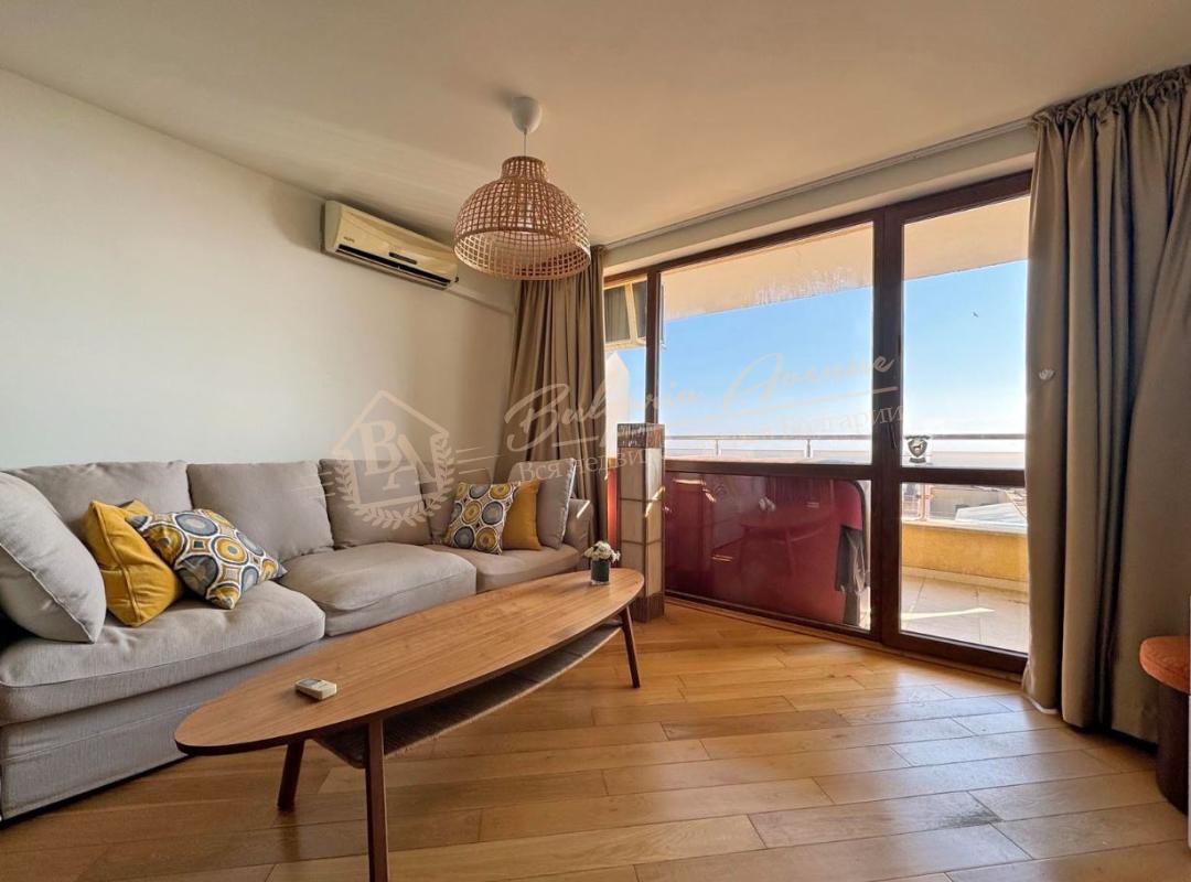 Apartment with 2 bedrooms in the Vigo complex, Nessebar - sea view