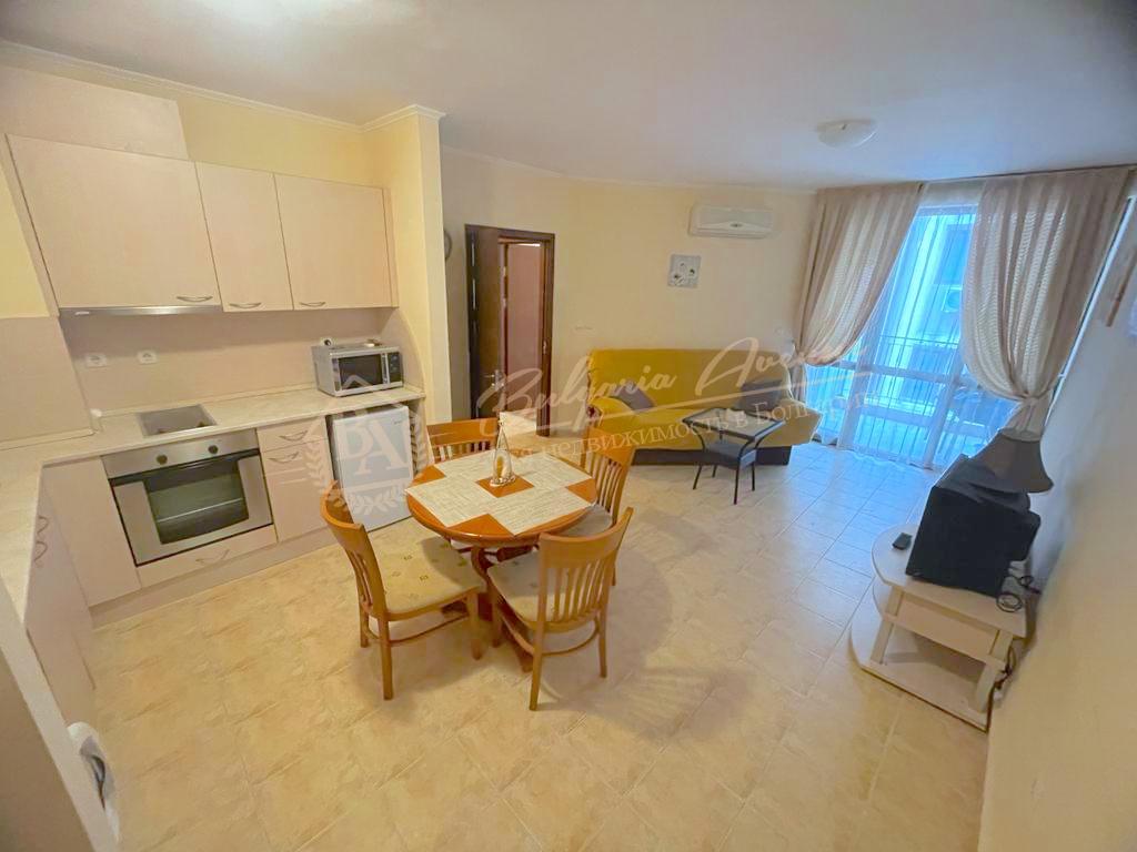Spacious three-bedroom apartment in the Apollon 2 complex