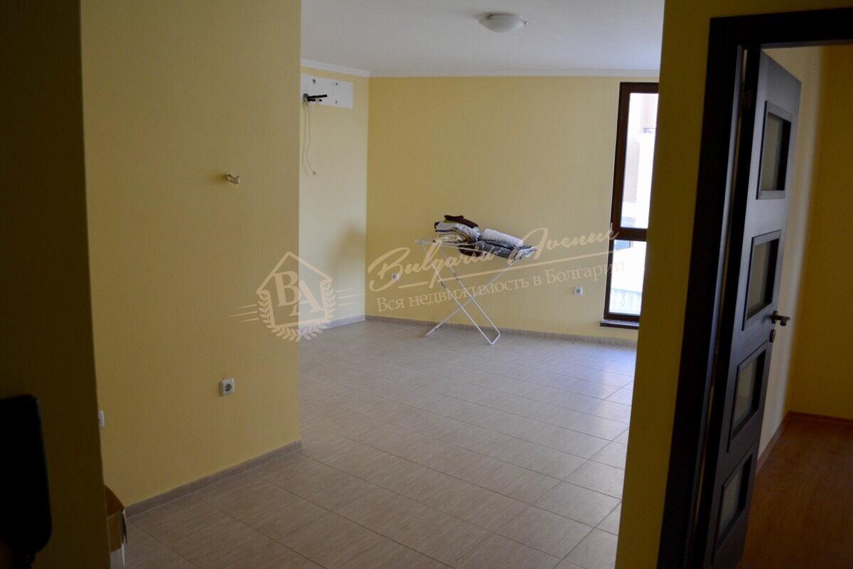 Villa Calabria Complex - Two-Bedroom Apartment Unfurnished