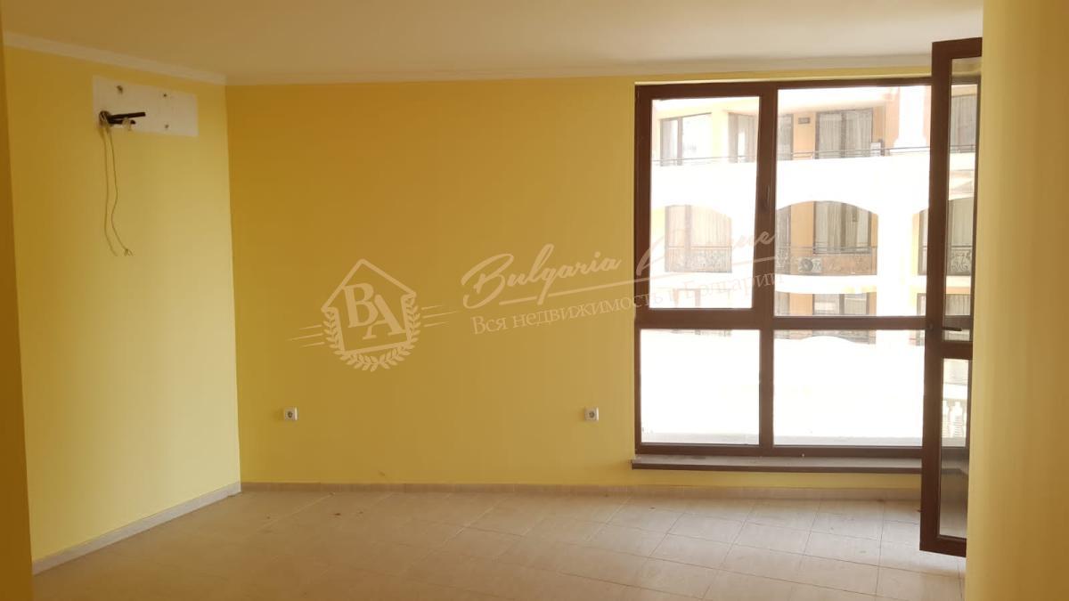 Villa Calabria Complex - Two-Bedroom Apartment Unfurnished