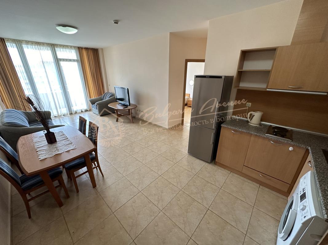 Spacious two-bedroom apartment in the Trakia complex, Sunny Beach.