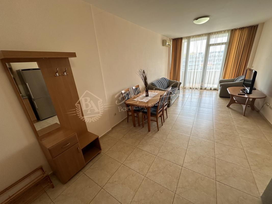 Spacious two-bedroom apartment in the Trakia complex, Sunny Beach.