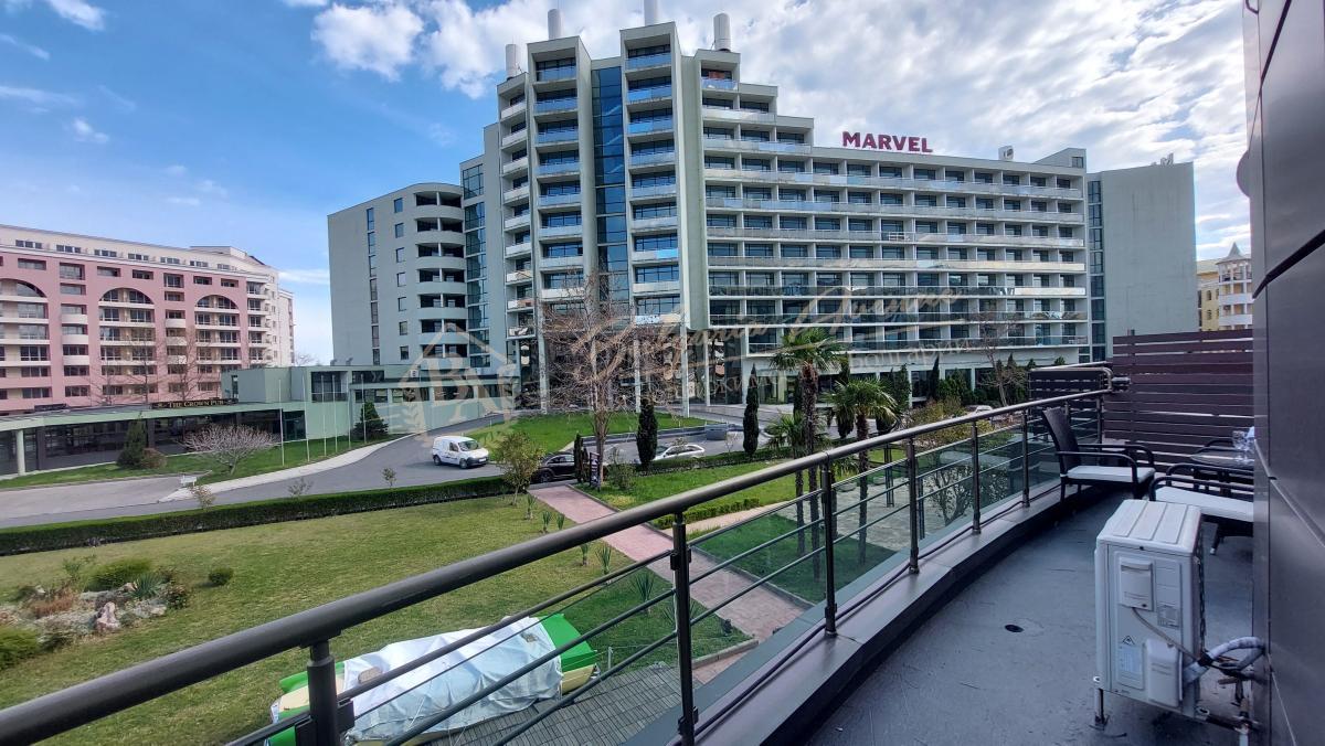 Двухкомнатная квартира в комплексе Sunny Beach Plaza, Солнечный берег