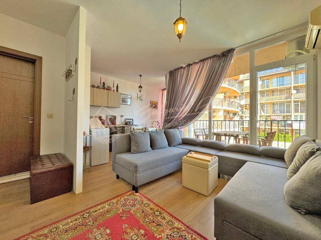 Двухкомнатная квартира в комплексе Sunny View South, Солнечный берег - низкая такса