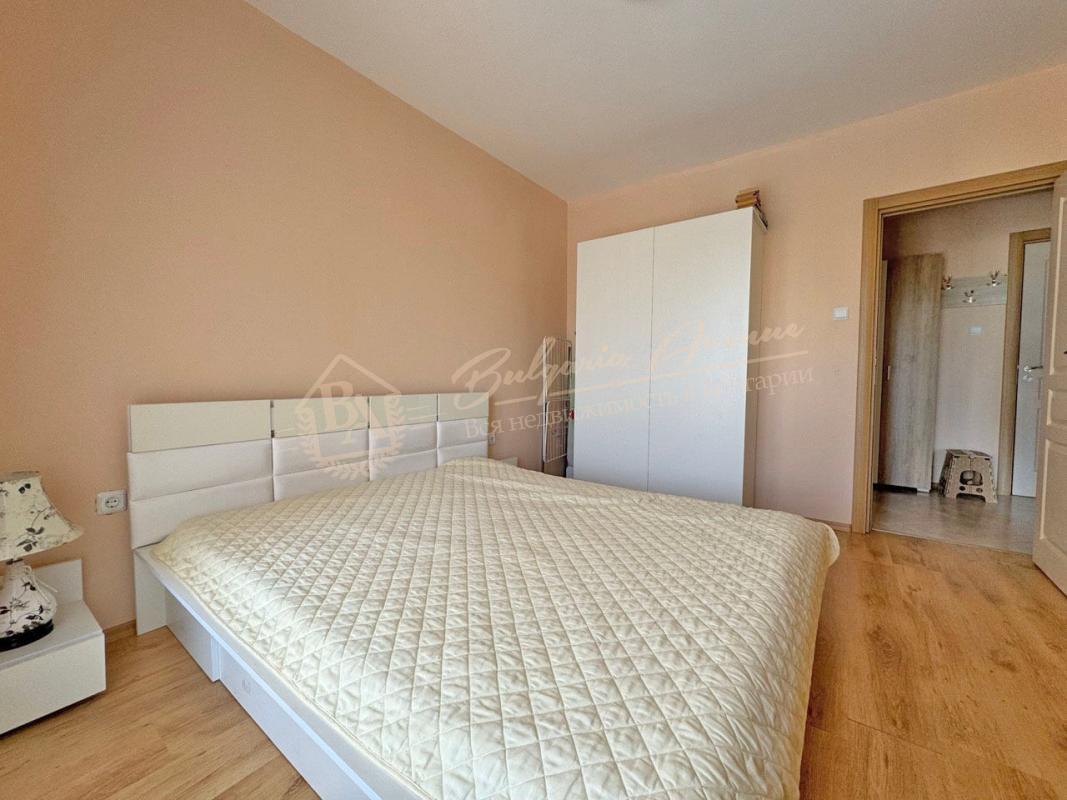 Two-bedroom apartment with pool view in Messembria Palace, Sunny Beach